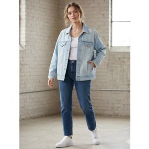 Universal Threads Demin Jacket Light Wash Blue Size XL 100% Cotton NWT MSRP $40